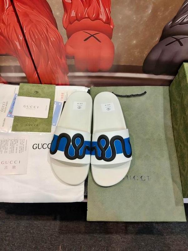 Gucci Women's Slippers 600